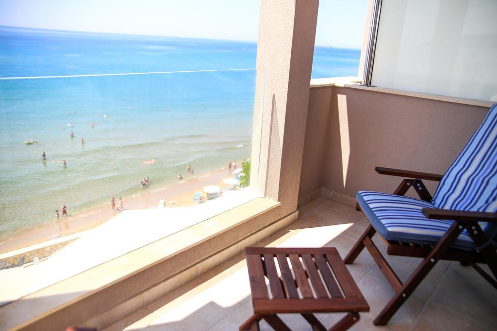 Aquarius House Villa Agios Georgios  Exteriör bild