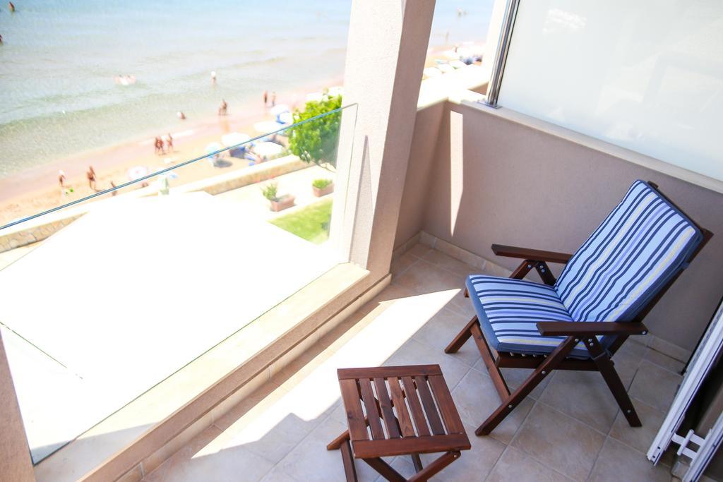 Aquarius House Villa Agios Georgios  Exteriör bild